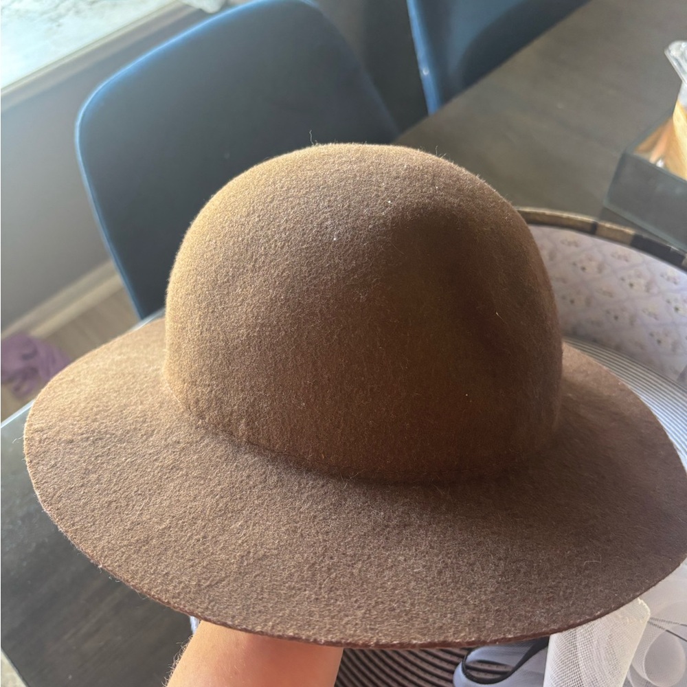 Chic Tan Women's Hat